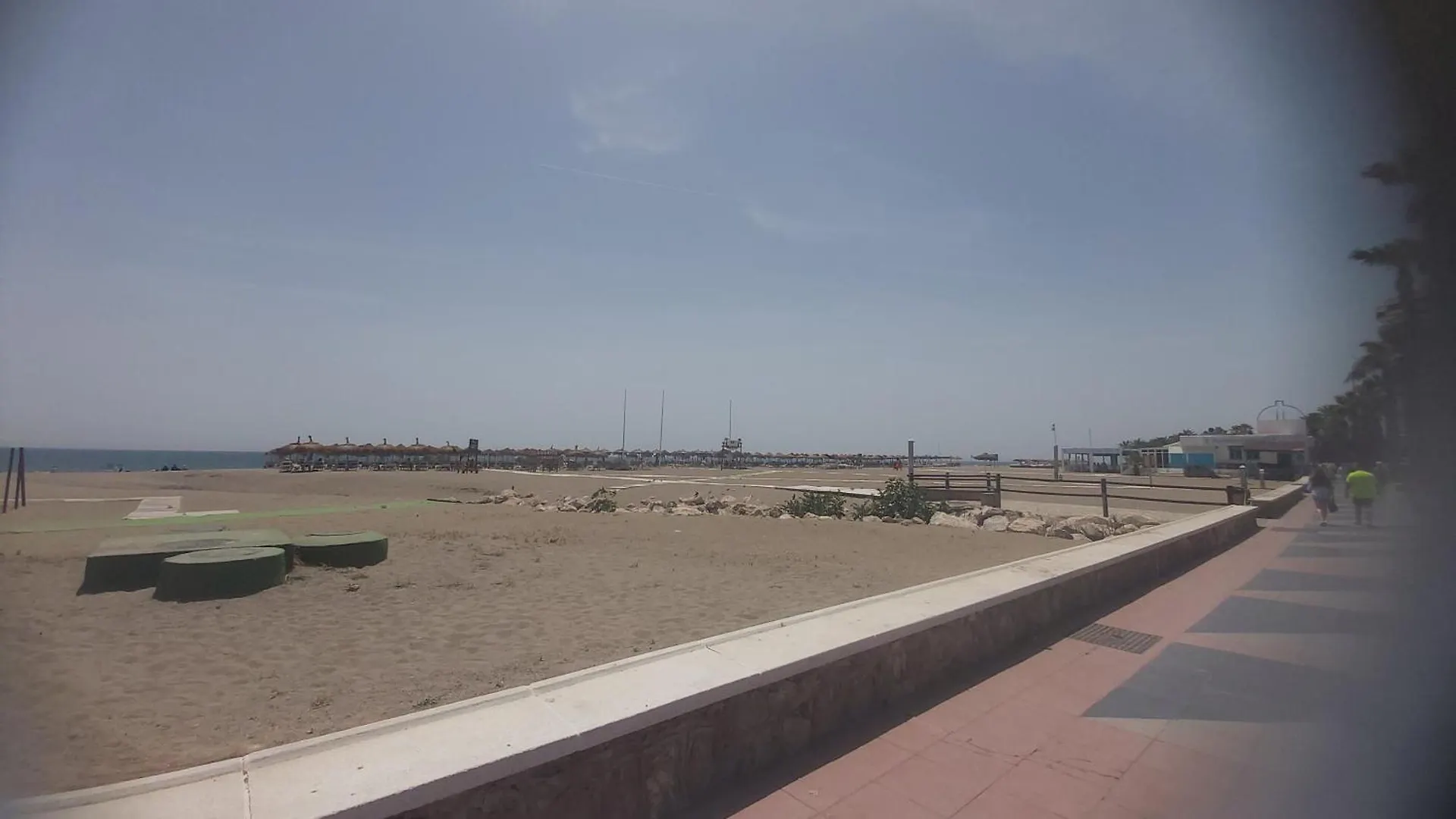アパート Del Parque Flats Playamar Beach トレモリノス
