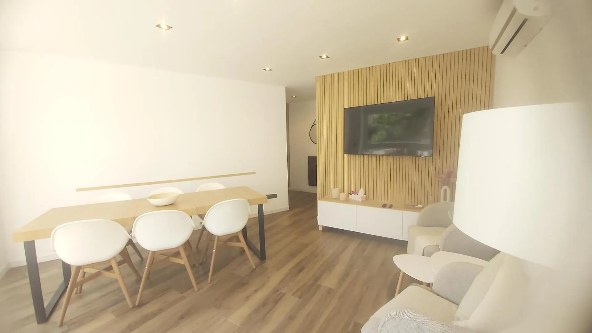 Del Parque Flats Playamar Beach トレモリノス 0*,  スペイン