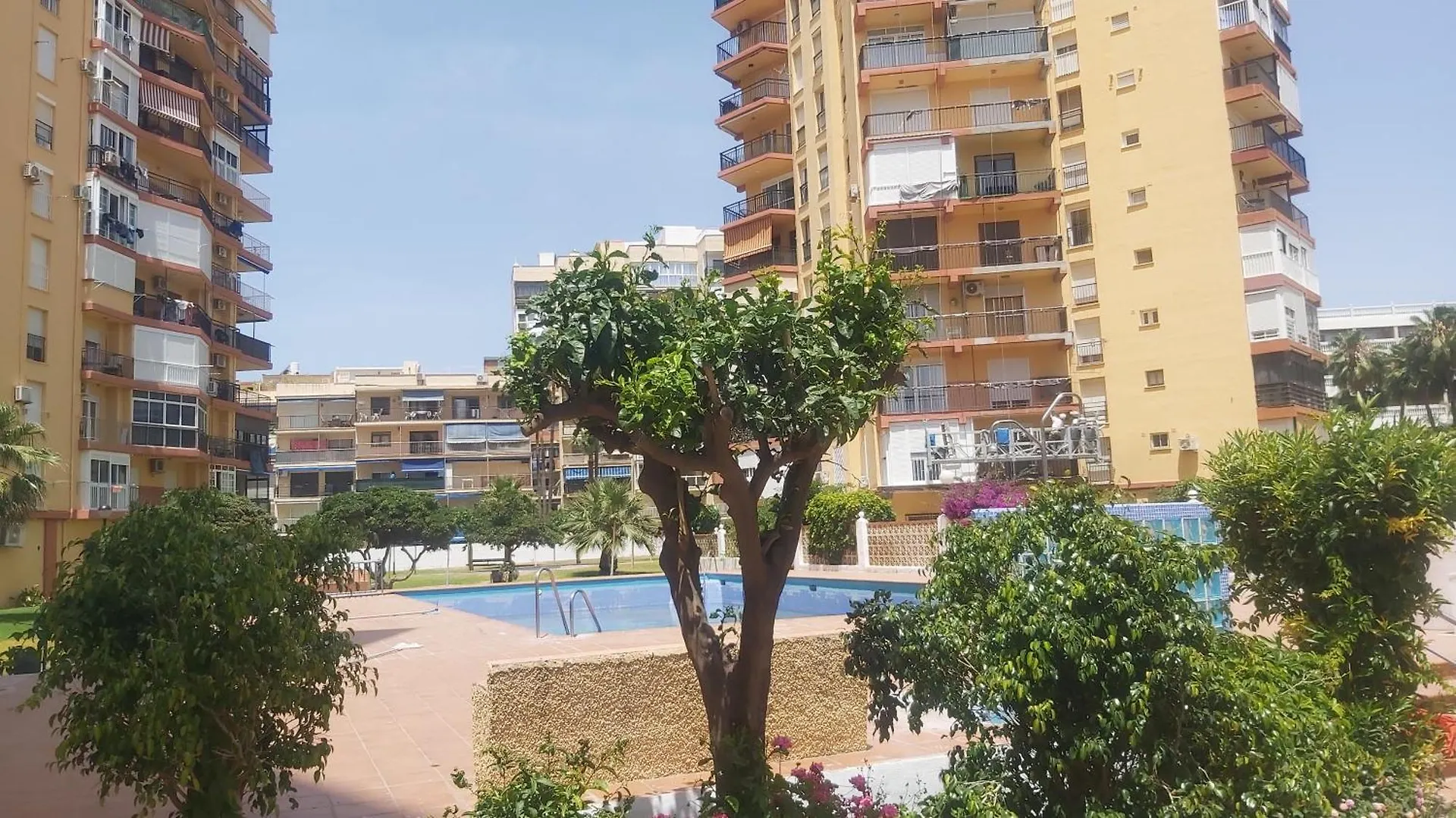 Del Parque Flats Playamar Beach トレモリノス 0*,