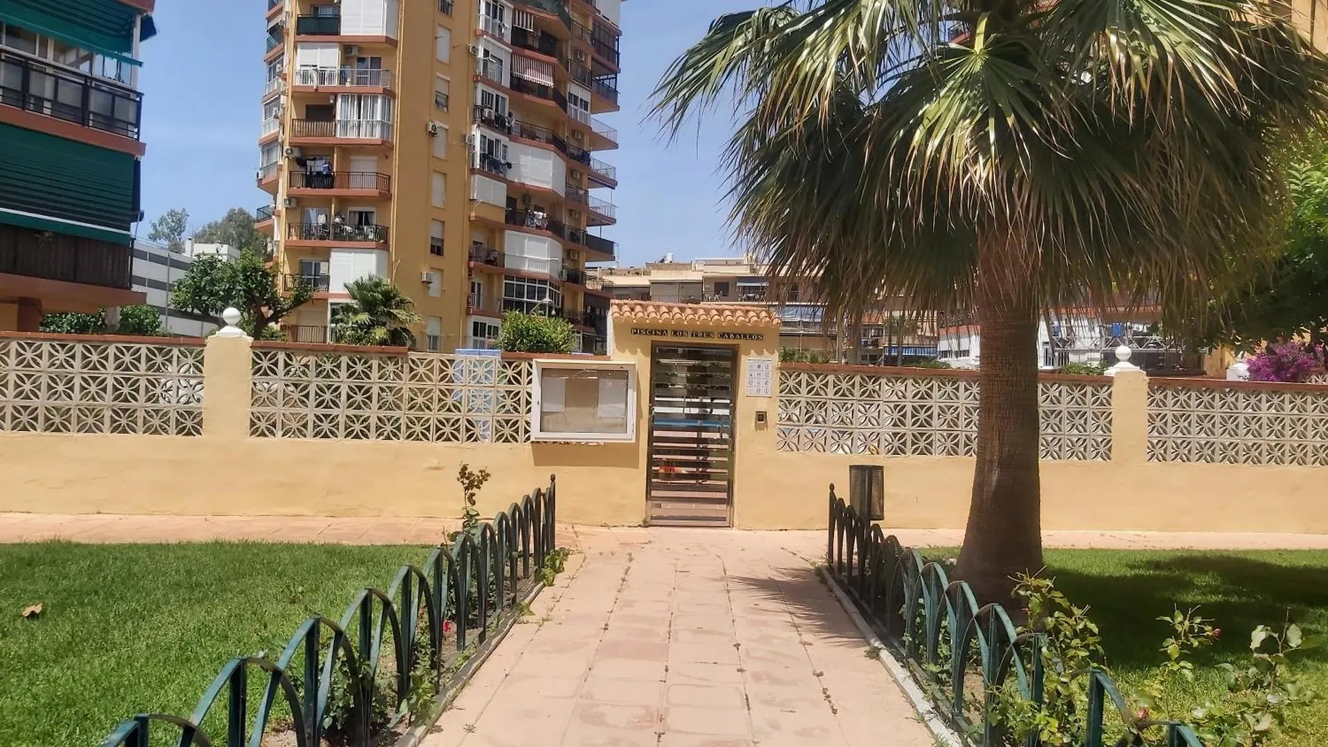 Del Parque Flats Playamar Beach トレモリノス 0*,  スペイン