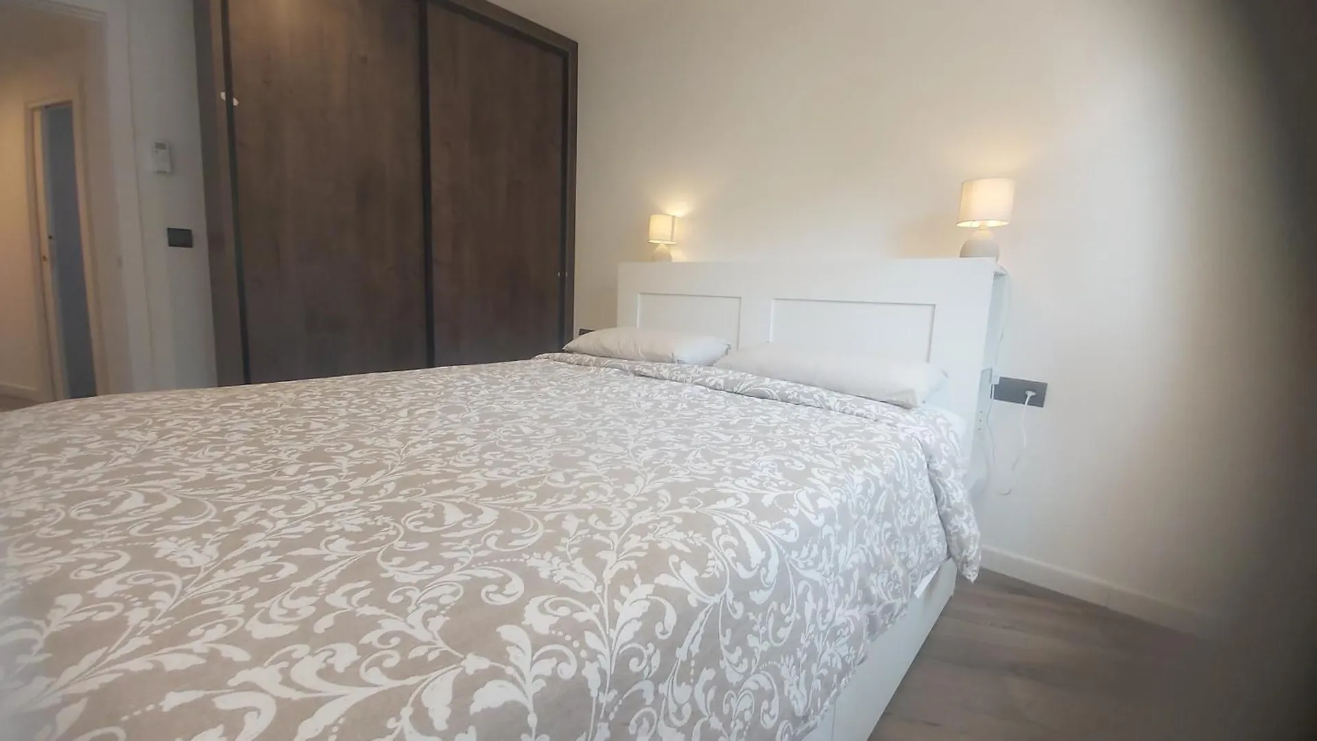 Del Parque Flats Playamar Beach Torremolinos 0*,